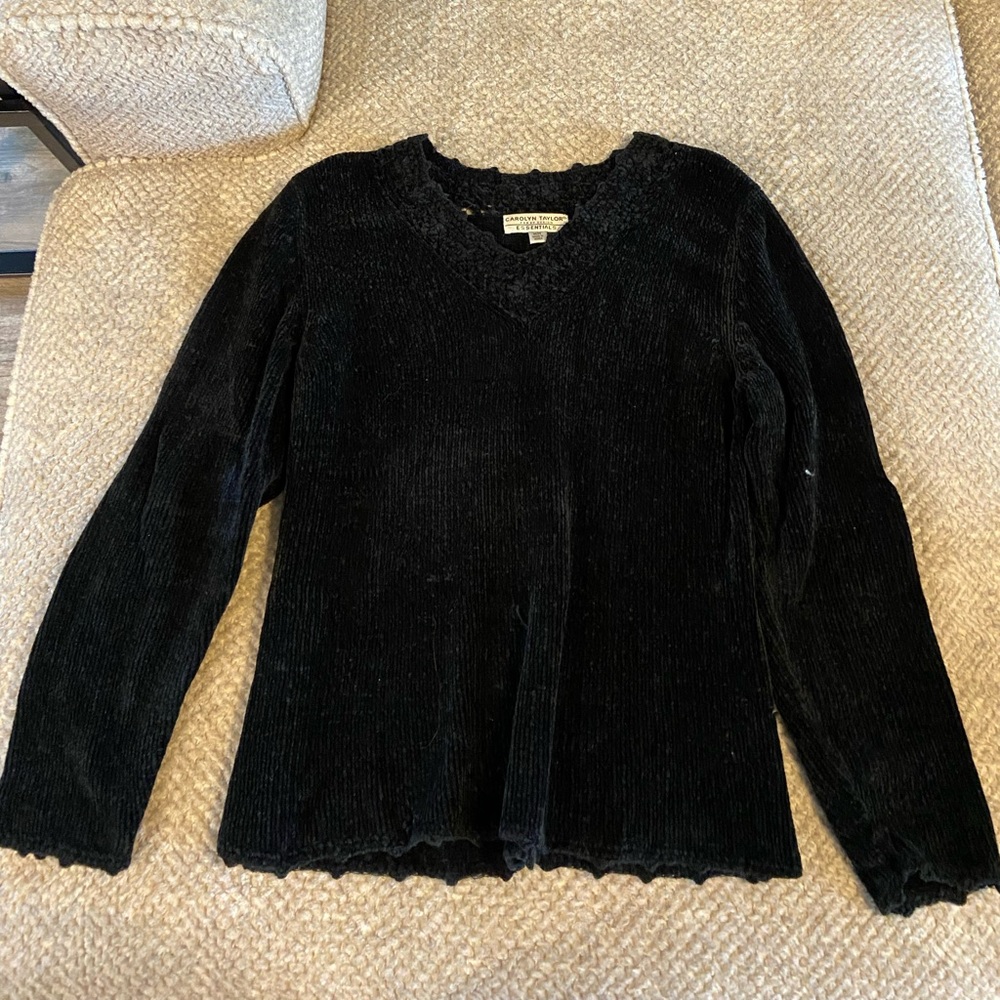 Women’s sweater